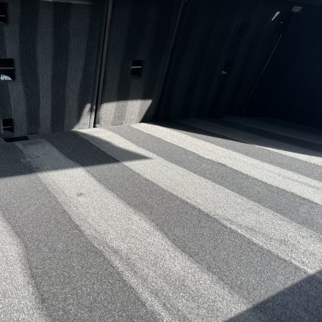 Detailing wnętrza, pranie tapicerki, czyszczenie i impregnacja tapicerki skórzanej
