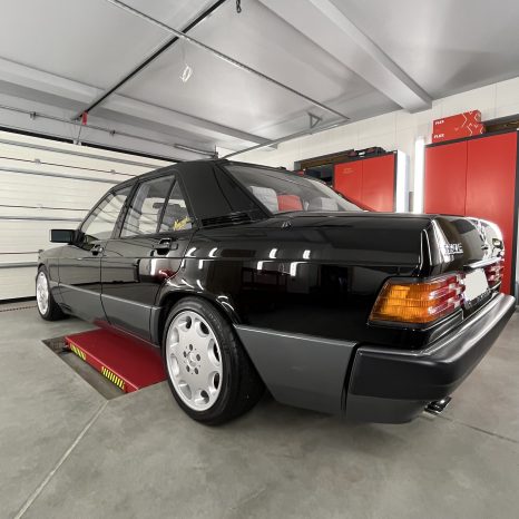 Mercedes Machnio Car's Clinic Auto Detailing Studio Radom, wosk, powłoka ceramiczna, detailing wnętrza, czyszczenie samochodu, pranie tapicerki